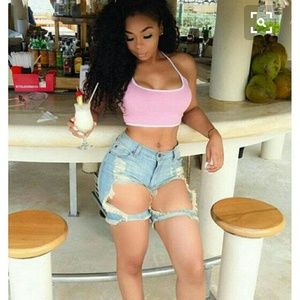 Meet your Posher, Jona