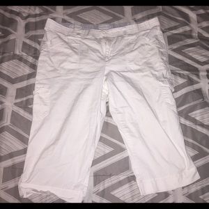 White capris 16w