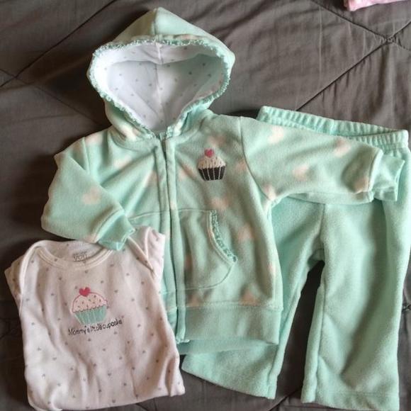 3 piece Mint Cupcake Set