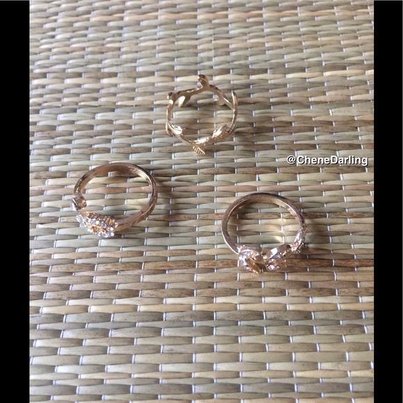 3 PIECE CRYSTAL MIDI RING SET - Picture 3 of 4