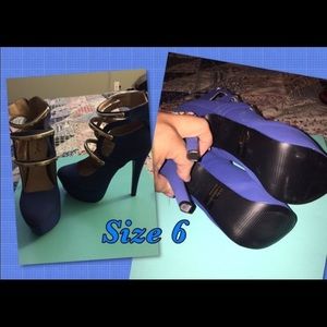 Blue heels/ make an offer