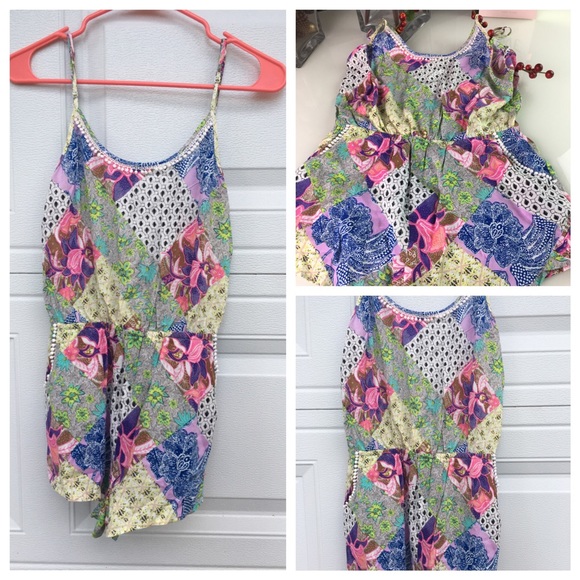 Victoria Secret The Beach Romper - Picture 3 of 4