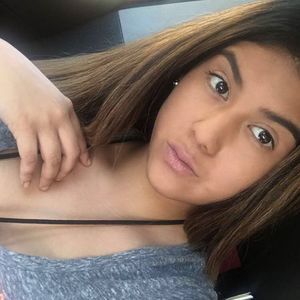 Meet your Posher, Idalis