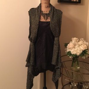 BCBG MaxAzria black/gold shawl collar vest