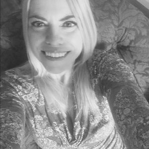 Meet your Posher, Jennnifer