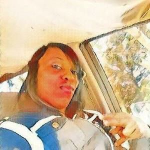 Meet your Posher, Latoya