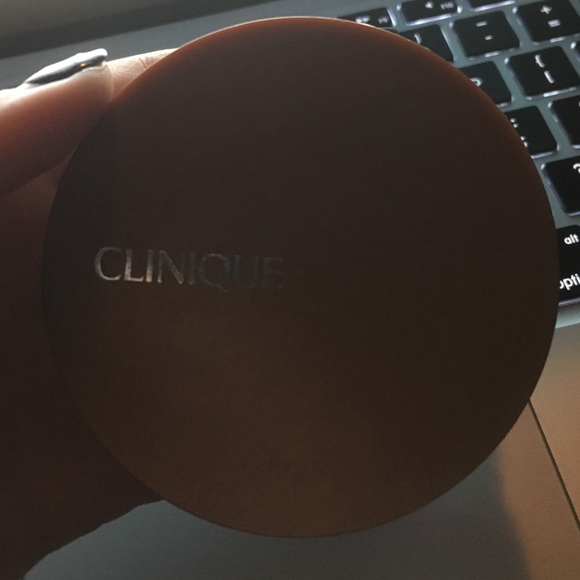 Clinique true bronze pressed powder bronzer - Picture 1 of 3