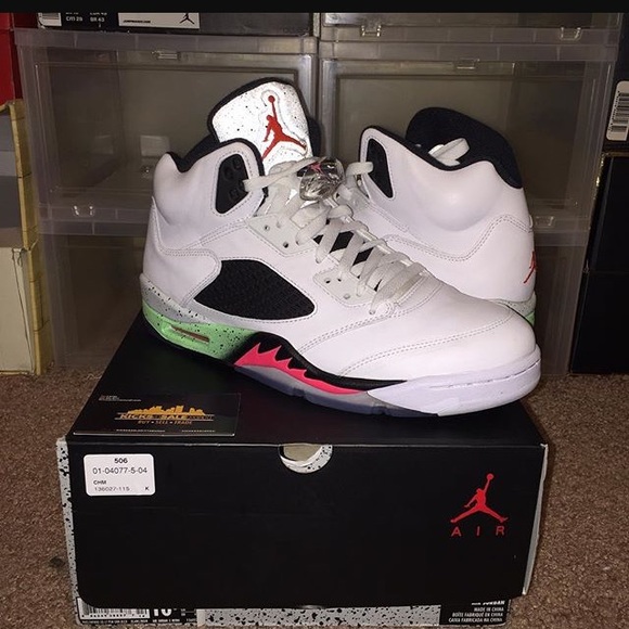 Jordan 5s - Picture 1 of 1