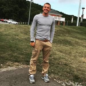 Meet your Posher, Hunter