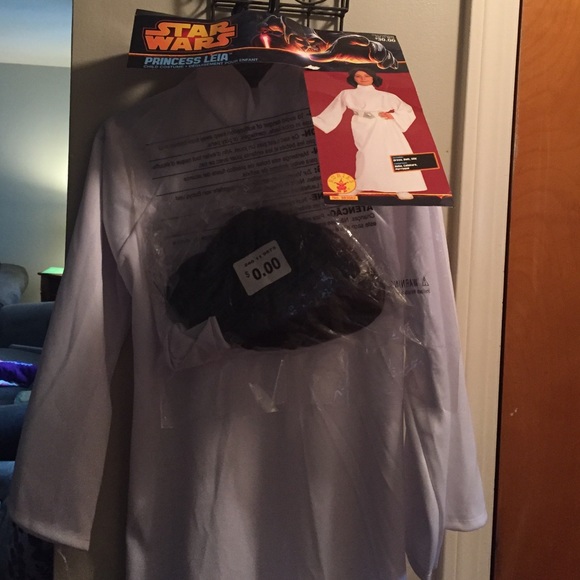 Princess Leia costume