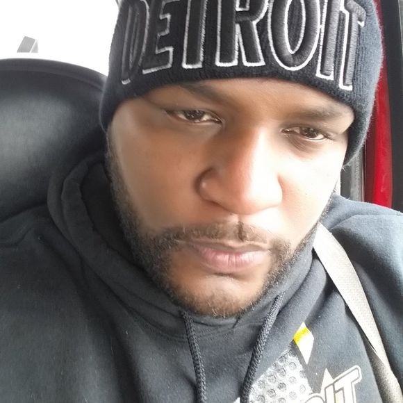 Meet your Posher, Marcell - Picture 1 of 1