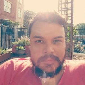 Meet your Posher, Ernesto