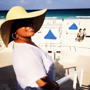 Meet your Posher, Chloe