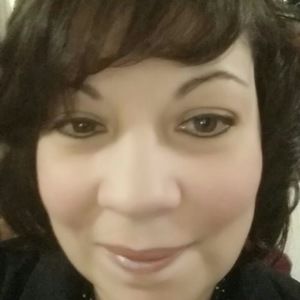 Meet your Posher, Danelle