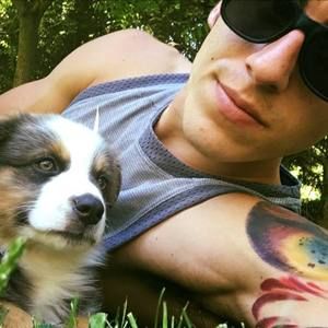 Meet your Posher, Jordan