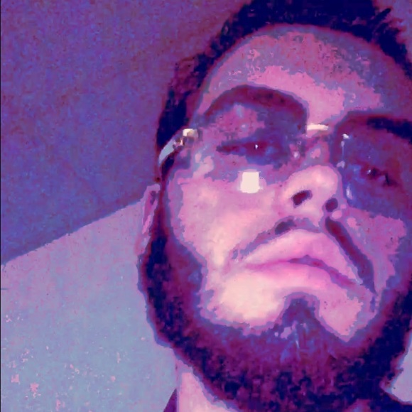 Meet your Posher, Sebastian