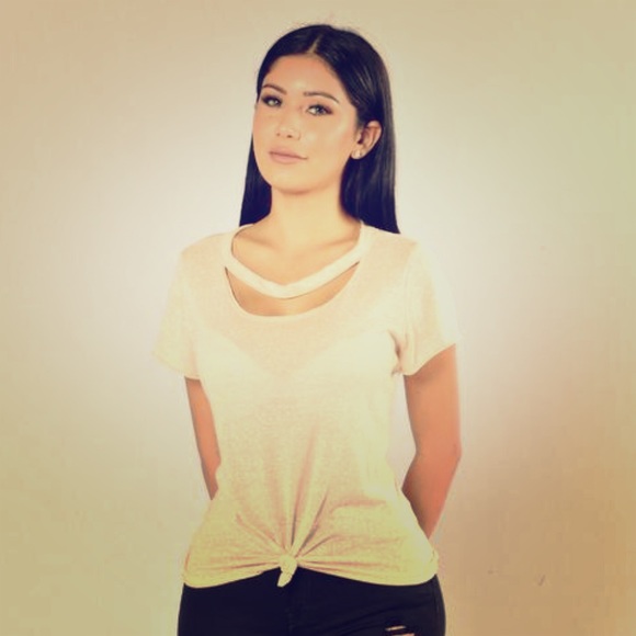 Cute top that ties in the front - Maddy Top