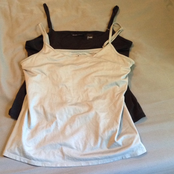 Bundle of 2 Camis, black and gray