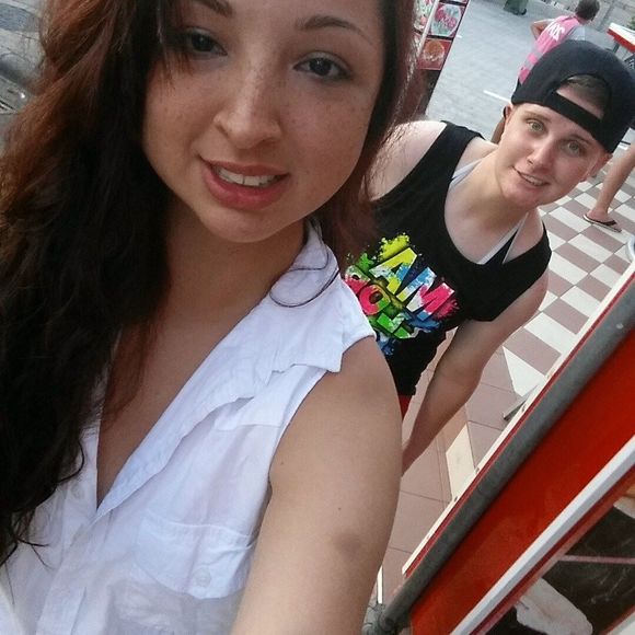 Meet your Posher, Krystal - Picture 1 of 1