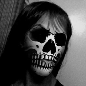 Meet your Posher, Clarissa