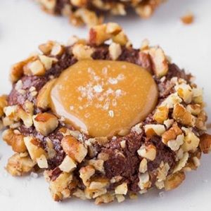 Meet your Posher, Cecelia