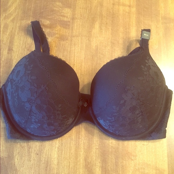 Victoria's Secret Black Lace Bra NEW WITH TAGS