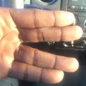 Meet your Posher, Tomba