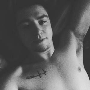 Meet your Posher, Travis