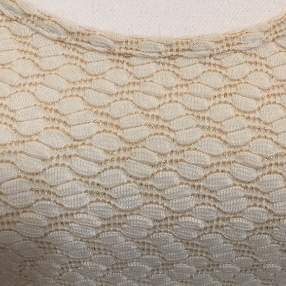 PRETTY DRESS TOP - Picture 3 of 3