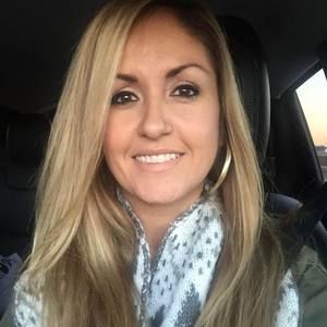 Meet your Posher, Alma