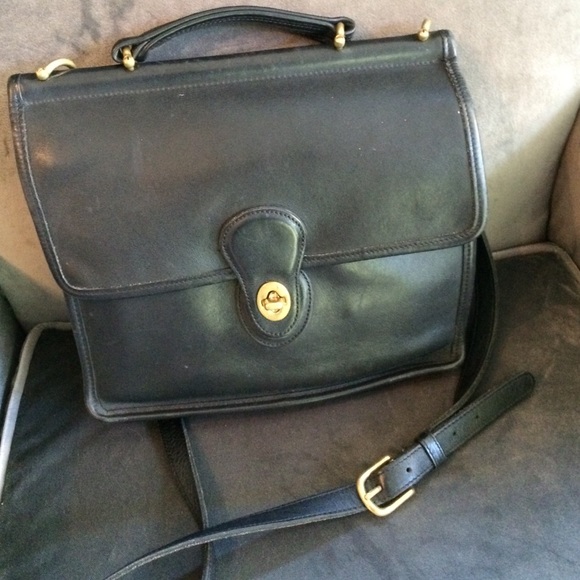 SOLD  Coach Vintage cross body