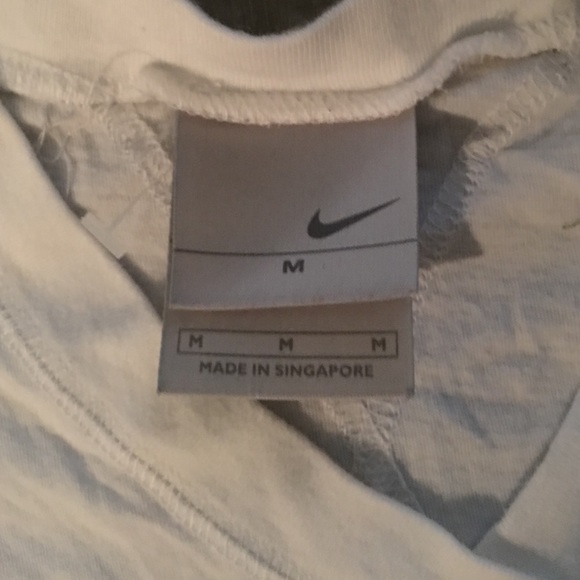 Nike V neck - Picture 2 of 2
