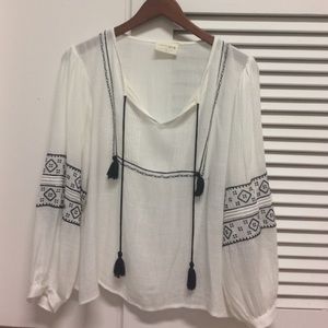 Vestique Season Breeze Top