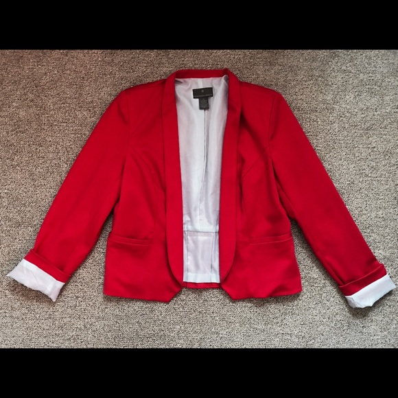 Chic Red Blazer with Blue-&-White Pinstripe Lining - Picture 1 of 4