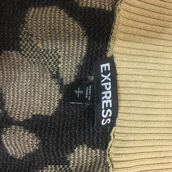 Express - Picture 2 of 3