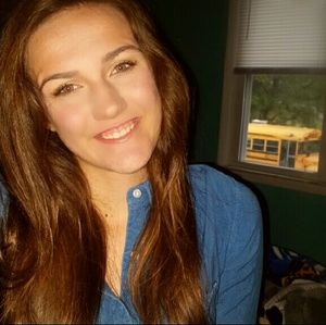 Meet your Posher, Savannah