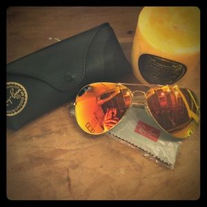 🏮Ray-Bans!!🏮