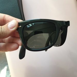 Foldable Wayfarers