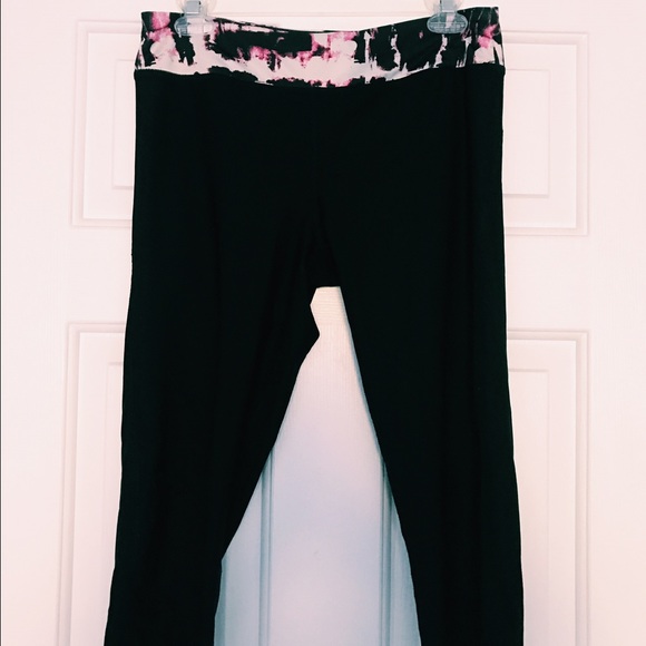 Workout crop/capri leggings