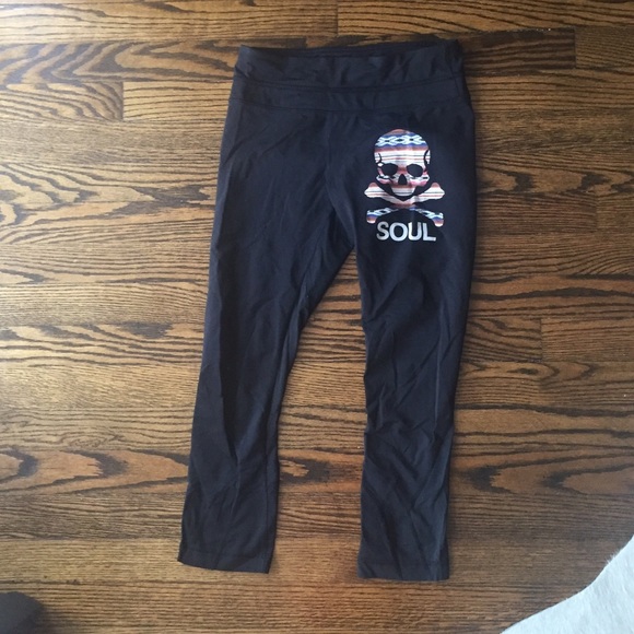 Lululemon SC branded run inspire