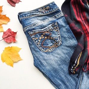 EUC Silver Jeans **R A R E Short Designer Denim**