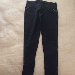 Athleta Relay running tight