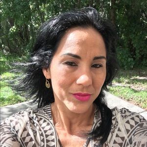 Meet your Posher, Ivonne