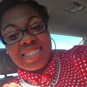 Meet your Posher, Joyia