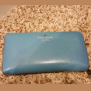 SOLD Kate Spade Lacey wallet