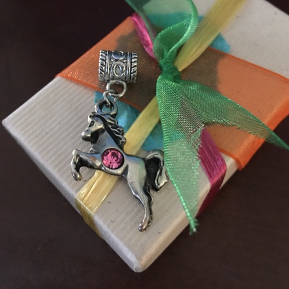 Horse Bead