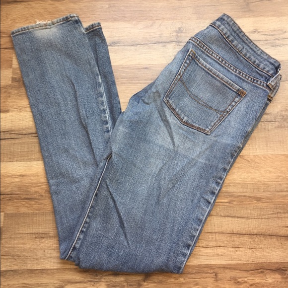 Bullhead Super Skinny Jeans