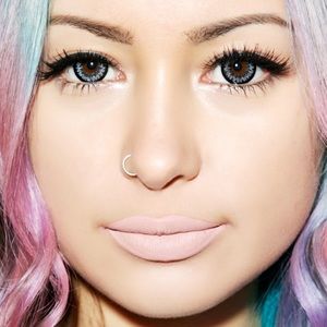 I'm Nude jeffree star pale lipstick matte neutral