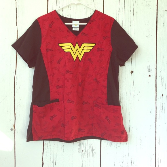 Wonder woman scrub top size medium