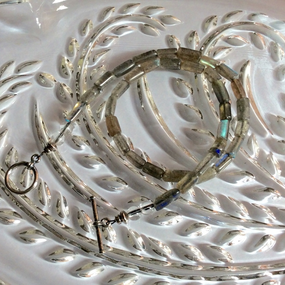 Labradorite and Quartz ⭐️ sterling silver toggle⭐️ - Picture 3 of 4